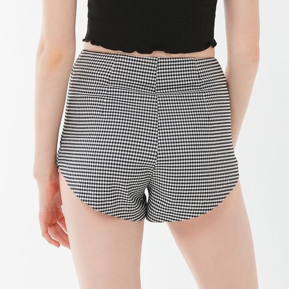 NWT UO High Waisted Retro Pinup Gingham Shorts - Picture 4 of 4